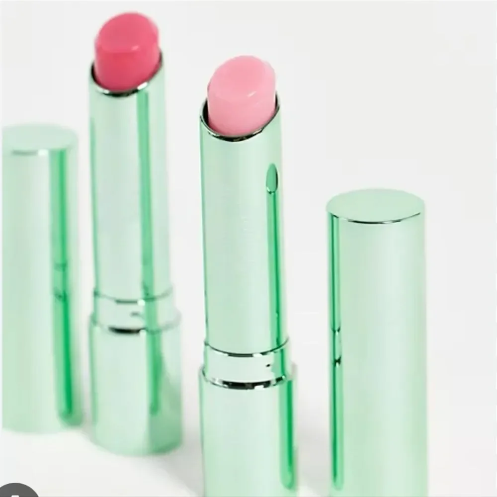 Revolution‎ Beauty X Elf Smiling Is My Favorite Lip Balm & Lip Scrub Set